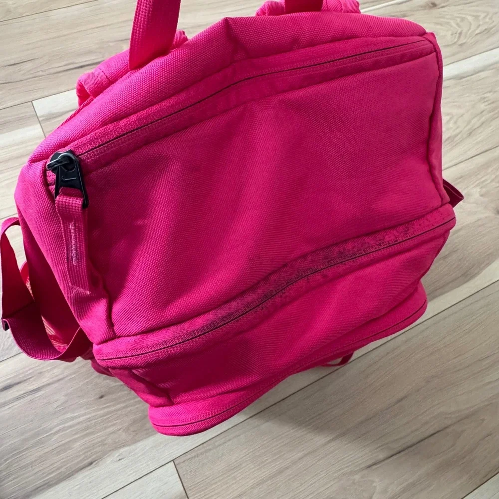Nike Baseball Backpack w/Shoe Compartment Pink